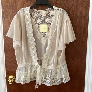 Adorable Modcloth Top x A’Reve!